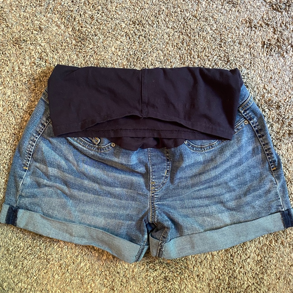 Signature by Levi Strauss Maternity Shorts